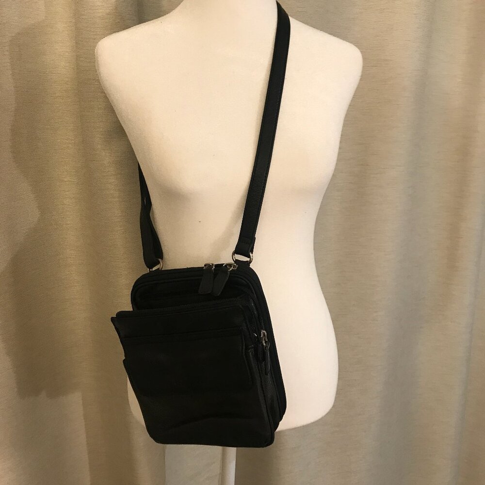 Fossil Black Leather Shoulder Purse / Crossbody Purse - Picture 8 of 8
